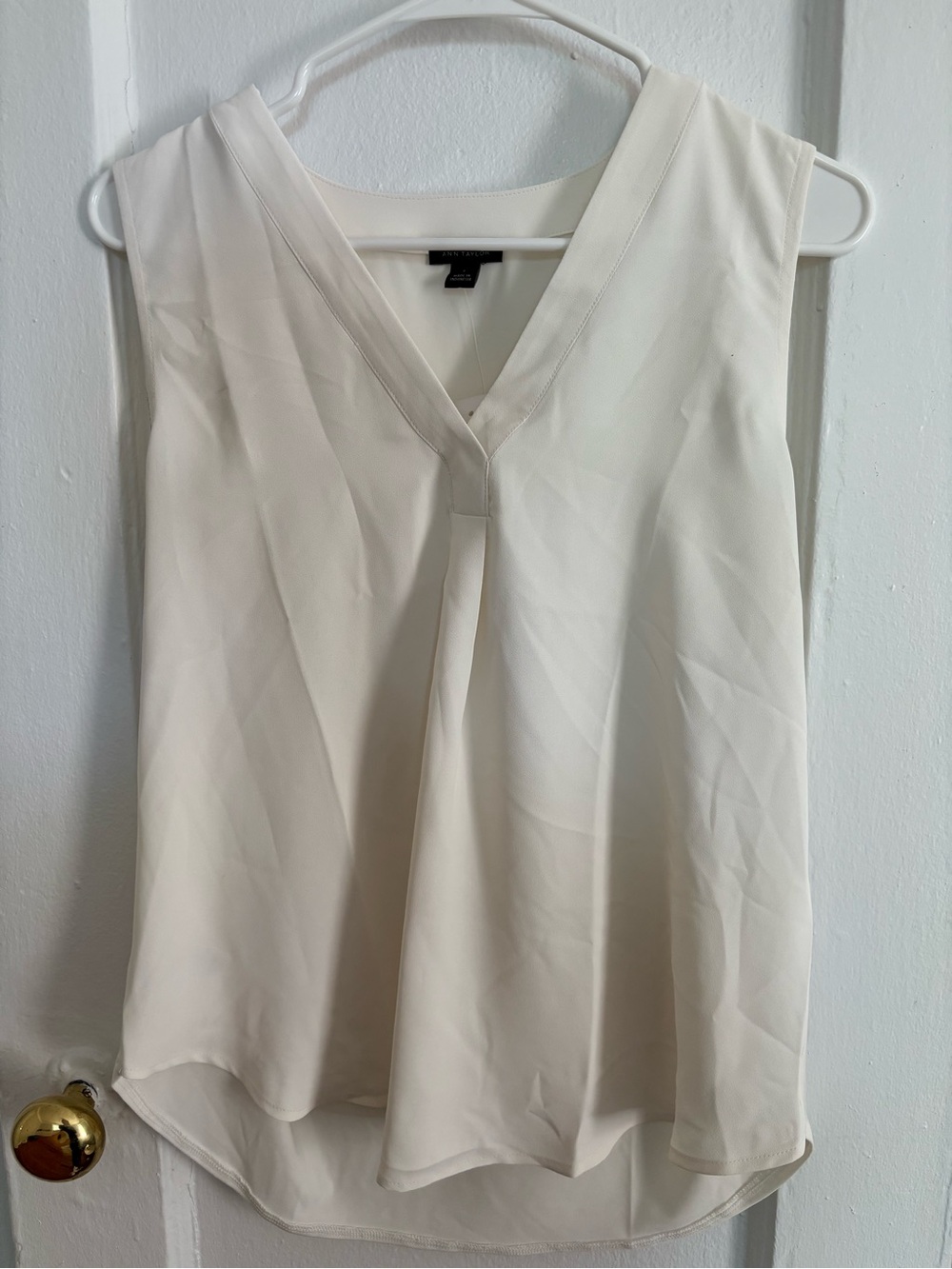 Ann Taylor Sleeveless V-Neck Blouse - Cream